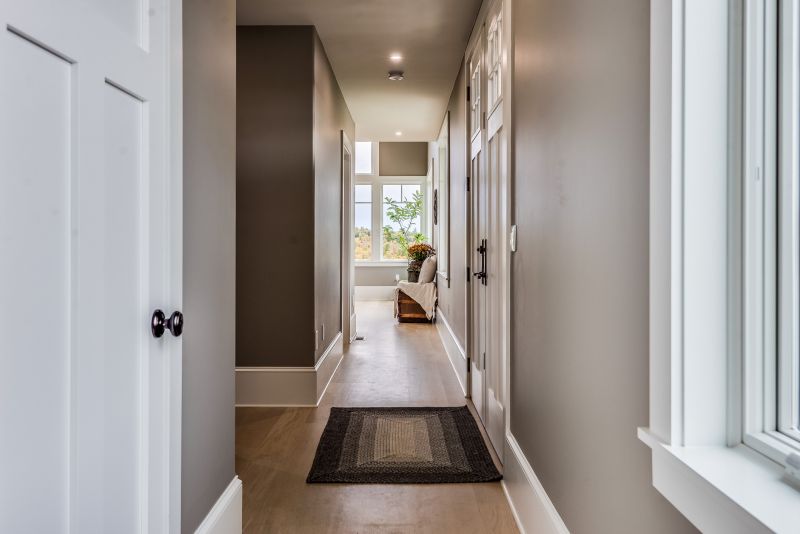 Entryway and Foyer Decor